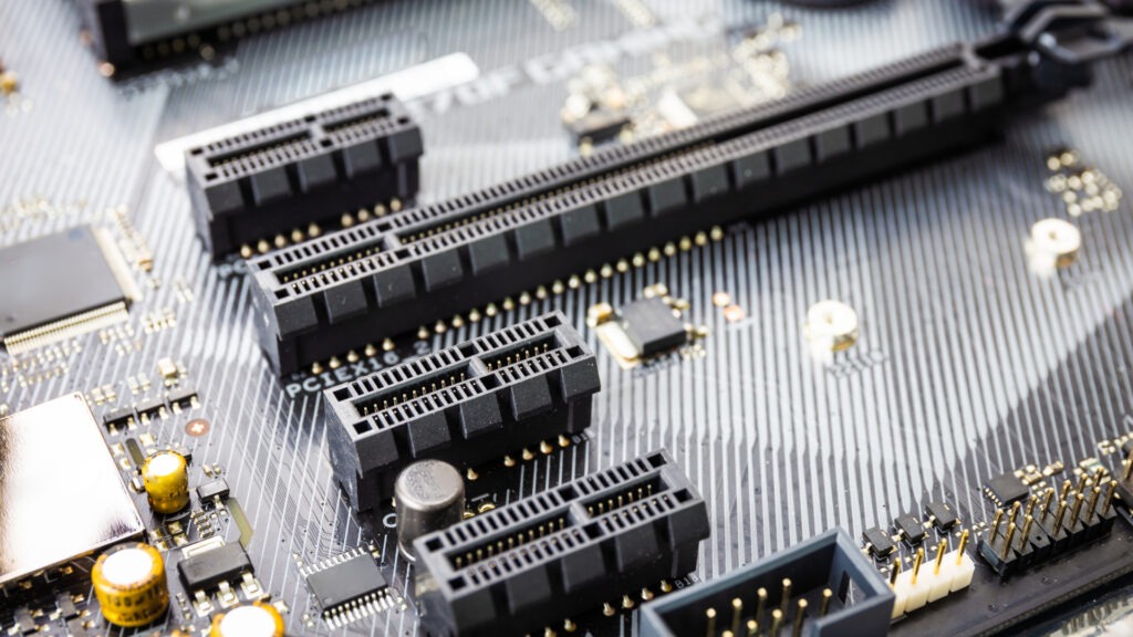 se anuncia la especificación técnica de PCIe 7.0